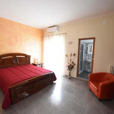 Casa Vacanze Le Rondinelle Semesterbostad